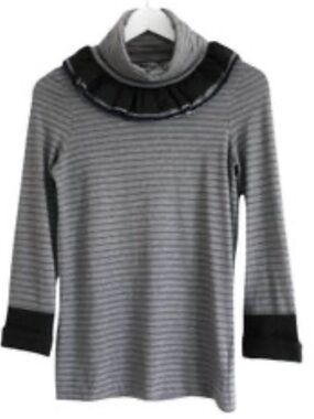 CHANEL Gray Striped Long-Sleeve Top with Black Ruffle Collar